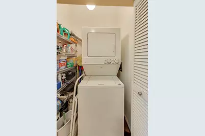 230 W Division Street #1405, Chicago, IL 60610 - Photo 22