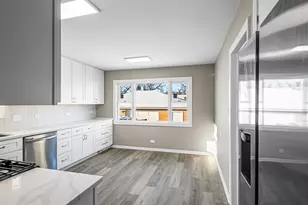 9120 26th Pl, Brookfield, IL 60513 - Photo 12