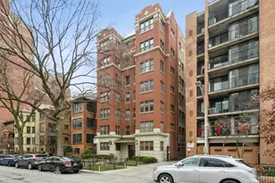 647 W Sheridan Rd, Chicago, IL 60613 - Photo 1