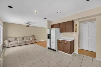 483 Forest Preserve Drive, Wood Dale, IL 60191 - Photo 10