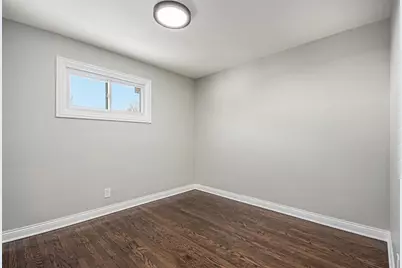 225 Sunrise Avenue, Willowbrook, IL 60527 - Photo 8
