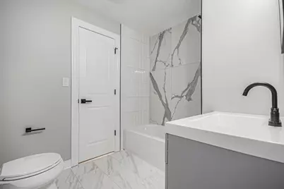 225 Sunrise Avenue, Willowbrook, IL 60527 - Photo 12