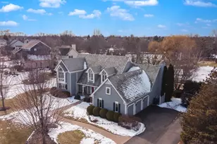 17804 W Pond Ridge Cir, Gurnee, IL 60031 - Photo 4