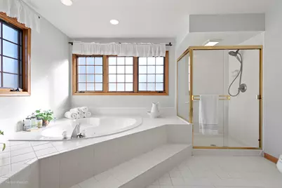 17804 W Pond Ridge Circle, Gurnee, IL 60031 - Photo 20