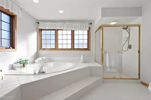 17804 W Pond Ridge Cir, Gurnee, IL 60031 - Photo 20