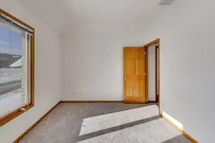 16W234 91st St, Burr Ridge, IL 60527 - Photo 36