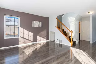 112 Waterbury Cir, Oswego, IL 60543 - Photo 12