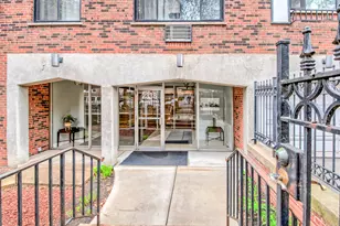 2336 N Commonwealth Ave, Chicago, IL 60614 - Photo 2