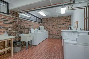 2336 N Commonwealth Ave, Chicago, IL 60614 - Photo 12