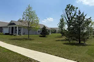 6323 Aspen Ln, Wonder Lake, IL 60097 - Photo 16