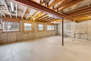 132 Meredith Ln, Streamwood, IL 60107 - Photo 24