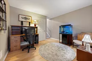 132 Meredith Ln, Streamwood, IL 60107 - Photo 18