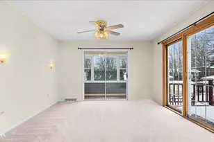 1216 E Elm St, Wheaton, IL 60189 - Photo 8