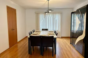 5312 Pratt Ave, Skokie, IL 60077 - Photo 4