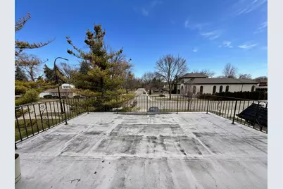5312 Pratt Avenue, Skokie, IL 60077 - Photo 16
