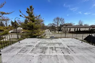 5312 Pratt Ave, Skokie, IL 60077 - Photo 16