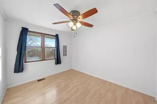 8765 S Beck Pl, Hometown, IL 60456 - Photo 20