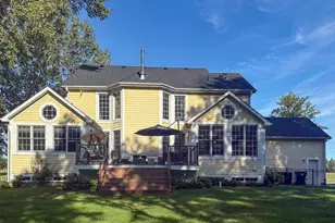 115 Belle Rive Dr, Millington, IL 60537 - Photo 8