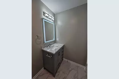 642 Ruby Street, Crystal Lake, IL 60014 - Photo 14