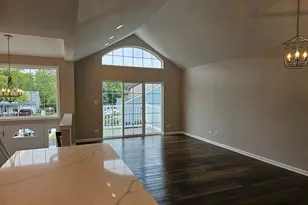 642 Ruby St, Crystal Lake, IL 60014 - Photo 12