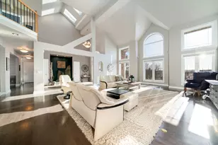 4092 W Pond Rd, Leaf River, IL 61047 - Photo 8