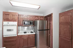 41115 N 1st St, Antioch, IL 60002 - Photo 8