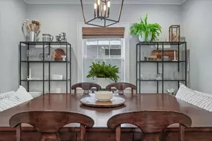 2215 Wesley Ave, Evanston, IL 60201 - Photo 16