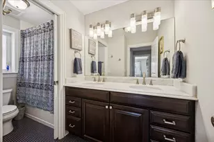 315 Bartram Rd, Riverside, IL 60546 - Photo 18