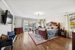 315 Bartram Rd, Riverside, IL 60546 - Photo 12