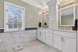 320 Boulder Dr, Lake in the Hills, IL 60156 - Photo 22