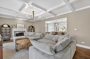 320 Boulder Dr, Lake in the Hills, IL 60156 - Photo 4