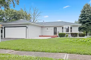 22 Emery Dr, Bourbonnais, IL 60914 - Photo 1