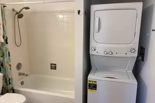 1905 N Hicks Rd, Palatine, IL 60067 - Photo 10