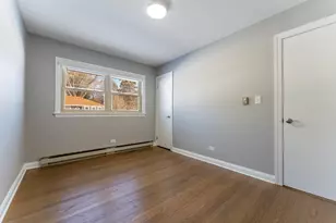 390 Oak Ave, Wood Dale, IL 60191 - Photo 12