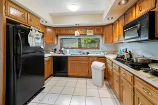 8146 S Prairie Park Pl, Chicago, IL 60619 - Photo 8