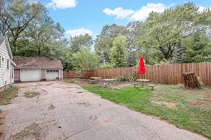 2201 Thornton Lansing Rd, Lansing, IL 60438 - Photo 26