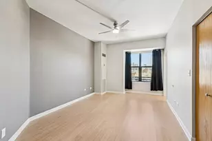 41 E 8th St, Chicago, IL 60605 - Photo 18