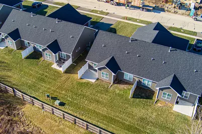 618 Anjali Court #618, Sycamore, IL 60178 - Photo 6