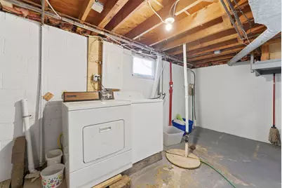 2210 N Fairmount Street, Davenport, IA 52804 - Photo 16