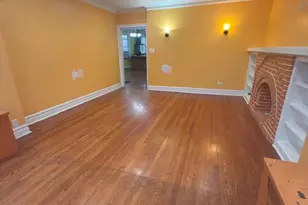 6449 N Artesian Ave, Chicago, IL 60645 - Photo 2