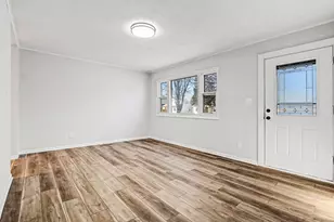 1402 Boston Ave, Joliet, IL 60435 - Photo 2