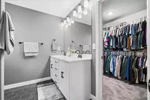 2625 Shale Rd, Normal, IL 61761 - Photo 44