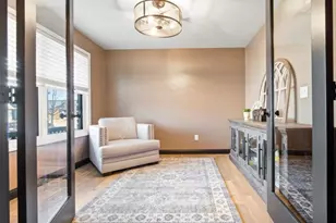 2625 Shale Rd, Normal, IL 61761 - Photo 16