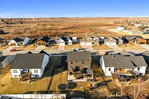 2625 Shale Rd, Normal, IL 61761 - Photo 8