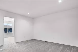 1204 Gillespie Ln, Yorkville, IL 60560 - Photo 10