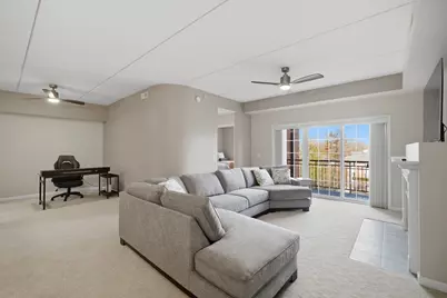 1479 N Milwaukee Avenue #312, Libertyville, IL 60048 - Photo 12