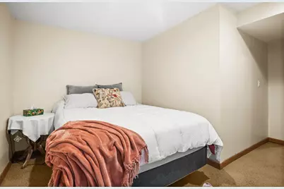 3805 South Pointe Drive #F, Dekalb, IL 60115 - Photo 20