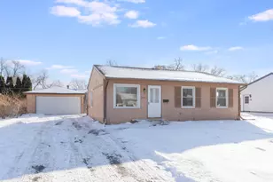 1917 Linden Ave, Hanover Park, IL 60133 - Photo 2