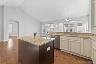 2648 Drexel Dr, Naperville, IL 60564 - Photo 8