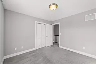 701 Country Ridge Dr, Mahomet, IL 61853 - Photo 22